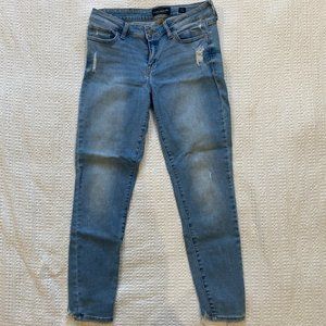Lucky Brand Lolita Super Skinny 8x29